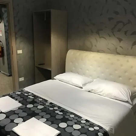 Nearby Termini Гостевой дом Рим